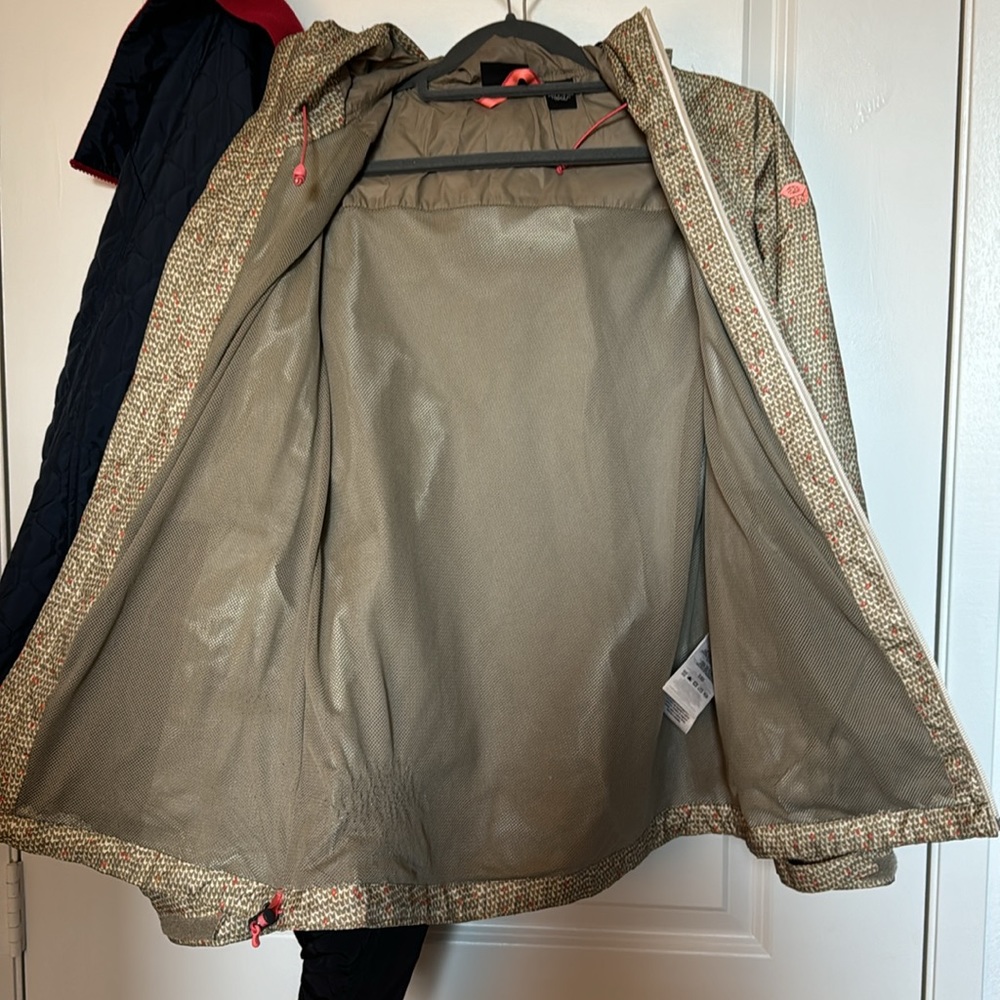 Mountain Hardware Geometric Pattern Rain Jacket - image 3